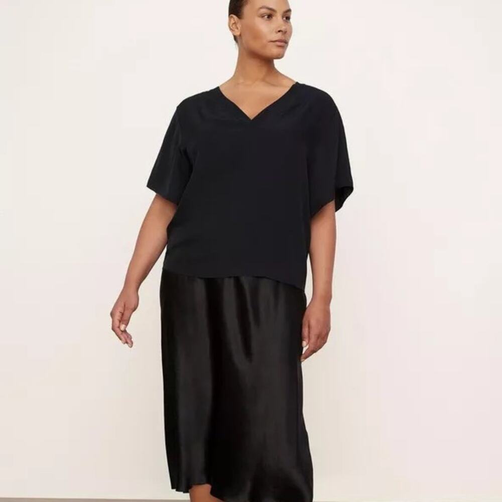 Vince Rib-Trim Double V-Neck Short Sleeve Popover in Black 3XL